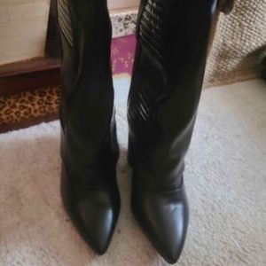 Tall bag style boot